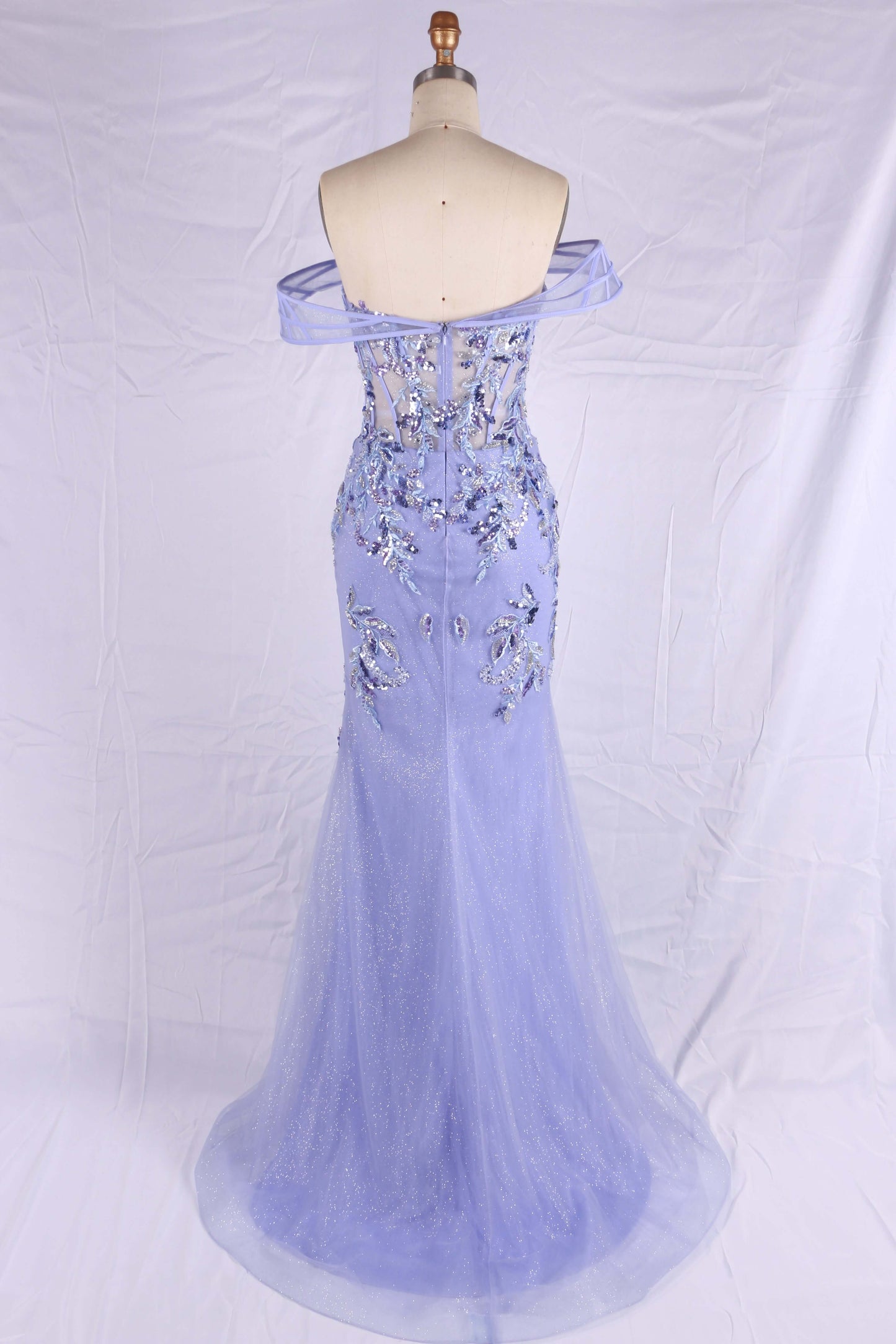 Elegant Off-Shoulder Green Satin Evening Gown with Silver Sequin Embroidery – Perfect for Formal Events, Prom, and Weddings |