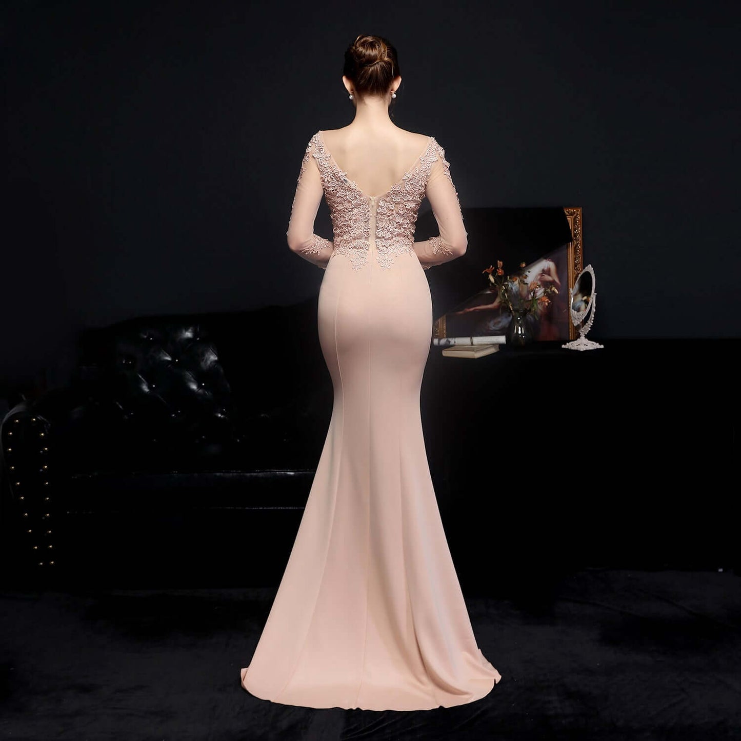 Elegant Nude Pink Long Sleeve Mermaid Evening Gown with Lace Applique | 18659
